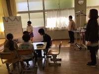 6年5組_学活_池田幸恵_お別れ会（クレープ作り）_1