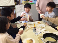 6年5組_学活_池田幸恵_お別れ会（クレープ作り）_36
